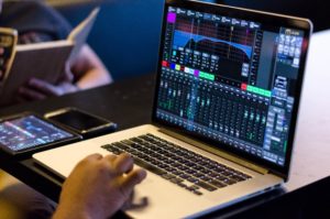 ライブ配信でよく使う言葉集!OBSやXSplitで役に立つ設定の基本まとめ
